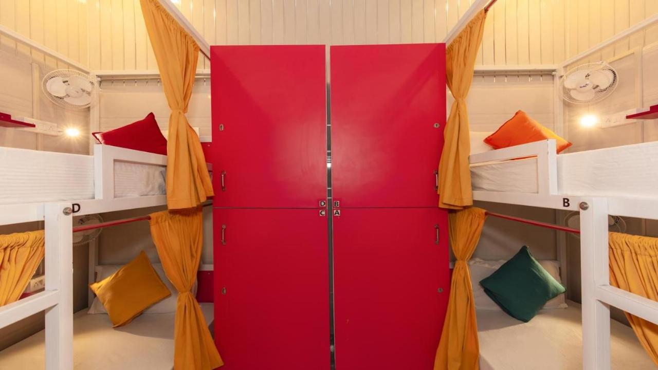 Madpackers Bunks, Rooms, & Community * Amritsar